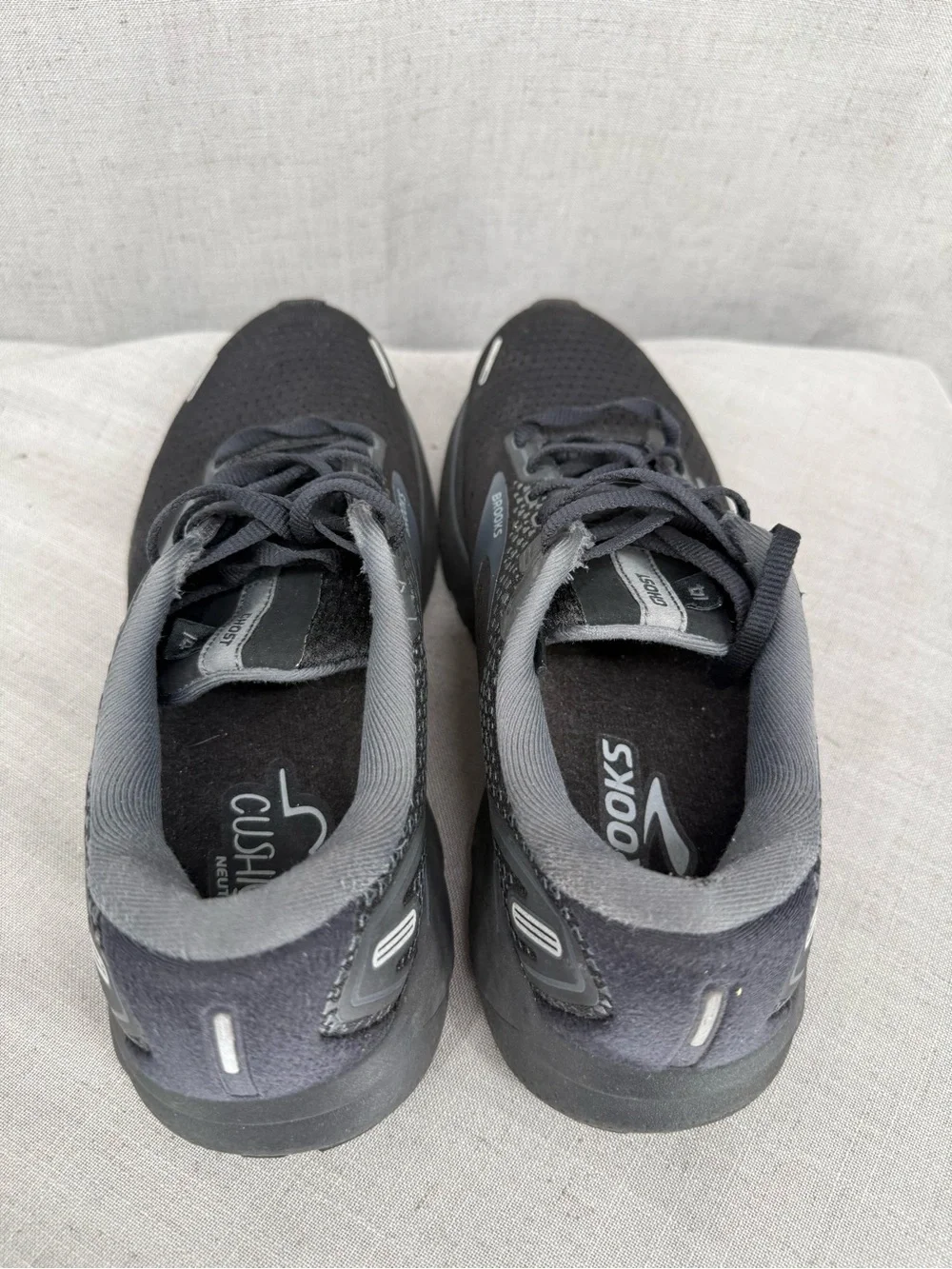Brooks Womens 10 2AGhost 14 Sneaker Shoes Black Road Running Comfort Walking Gym